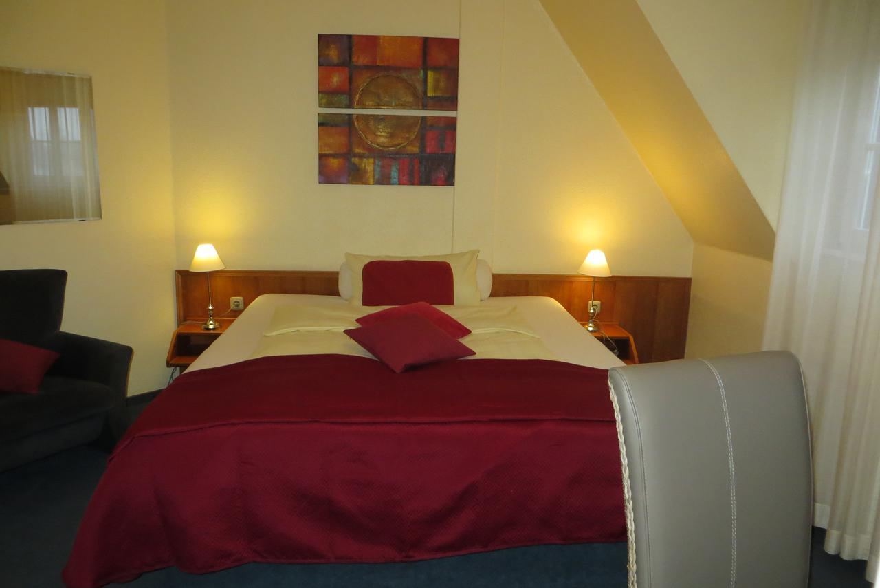 Burghotel Muenzenberg Exterior foto